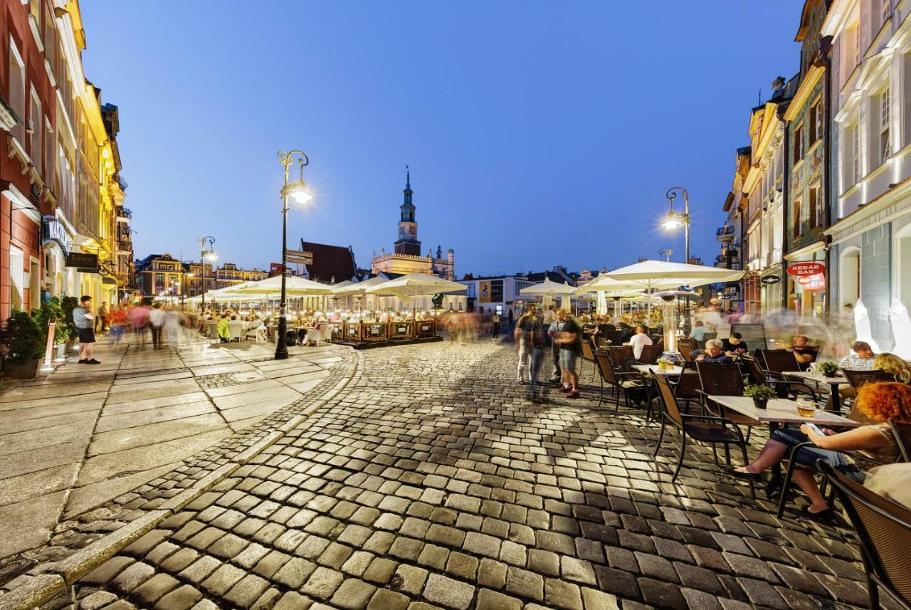 Kramarska Residence - Old Market Square By Friendly Apartments Poznan Luaran gambar